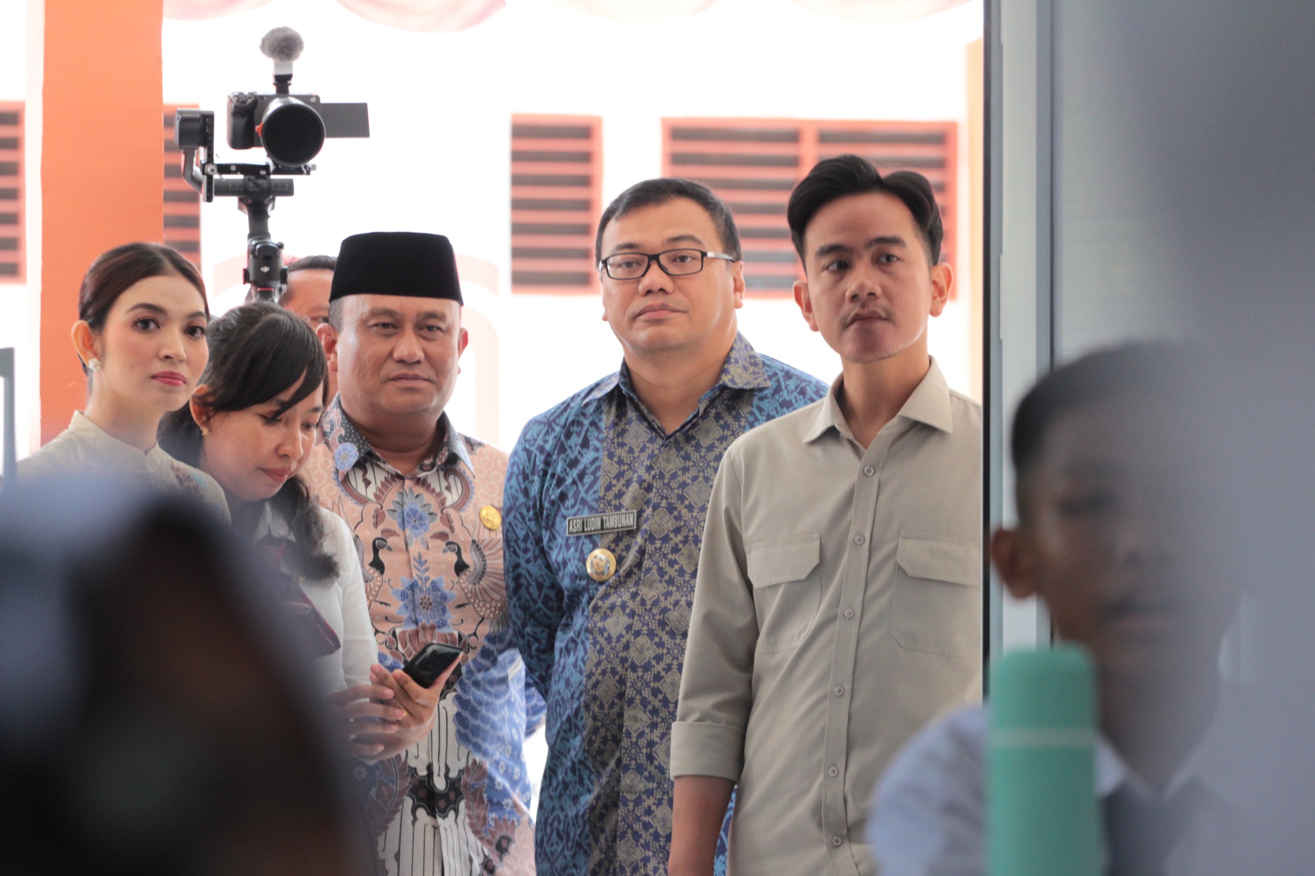 gambar